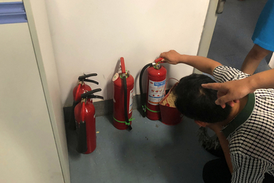 生科院開展&ldquo;安全生產月&rdquo;實驗室和?；穼ｍ棛z查